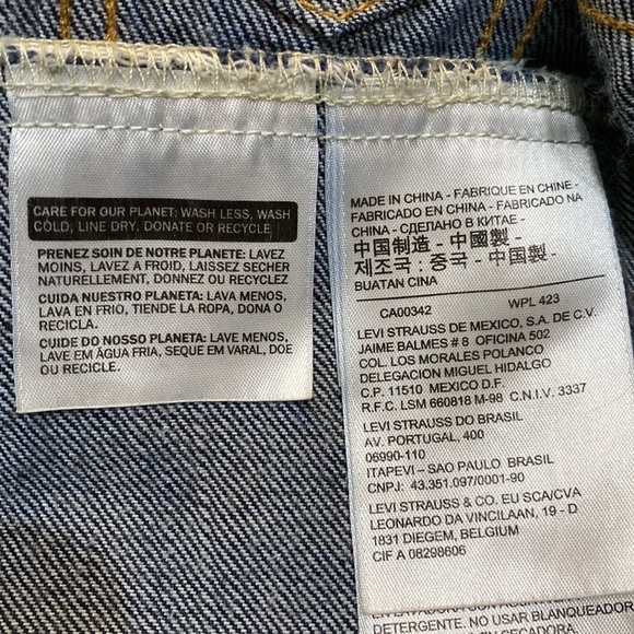 Levi’s Denim Trucker Jacket Dark Wash Long Sleeves Button Down Mock Neck - Picture 11 of 13